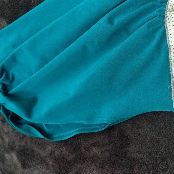 Deep V Teal Sequined Flowy Stretch Dress - Picture 4 of 13